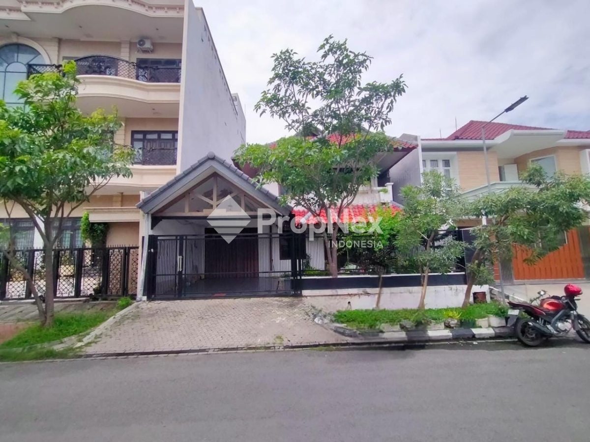 Raya Sutorejo Prima - Jalan Kembar